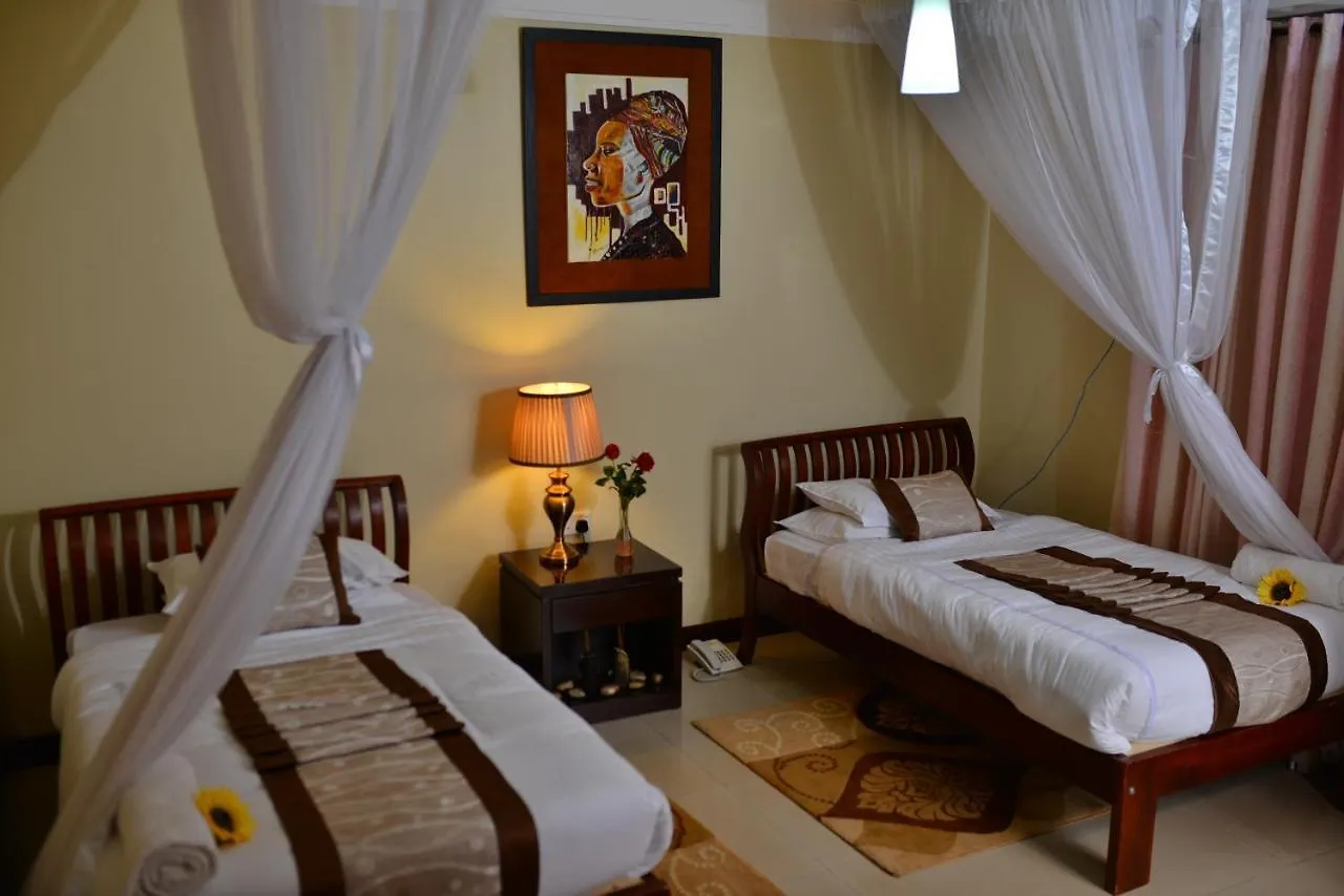 Royal Victoria House Hotel Lubowa